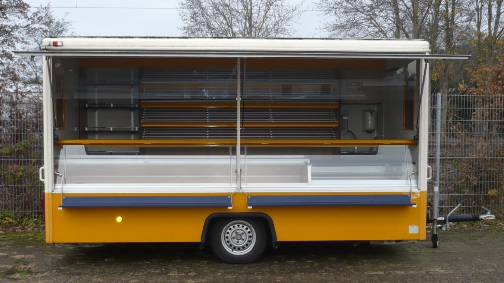 Sehr gepflegter Backwaren-Verkaufsanhänger