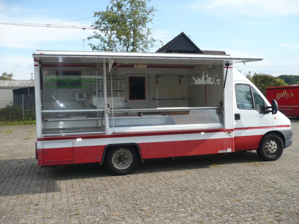 Der Verkauf des Fahrzeuges erfolgt zum Sonderpreis nur im aktuellen Zustand.---Instandsetzungsarbeiten nur gegen Aufpreis.