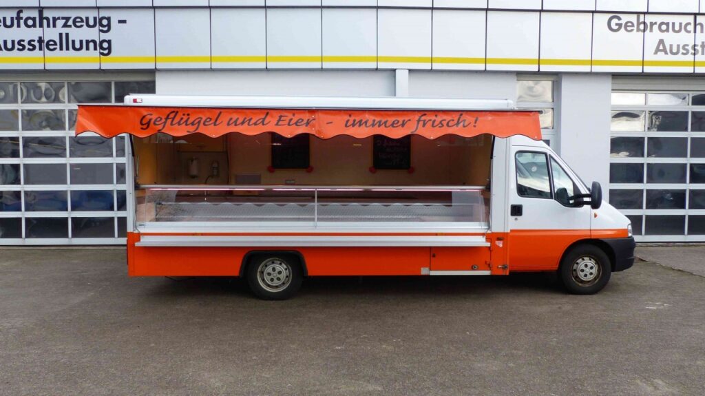 Sehr gepflegtes Verkaufsmobil für den Wochenmarkt oder feste Standplätze.- -Fahrzeug steht in Finnland..