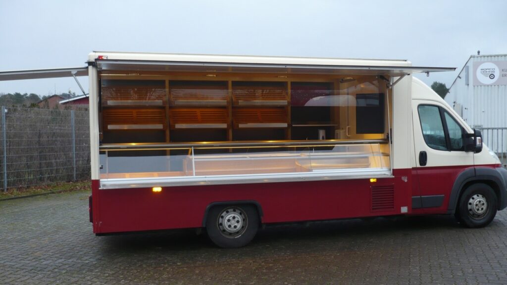Backwaren Verkaufsmobil für den Wochenmarkt.-Platz für Brotschneidemaschine vorhanden.