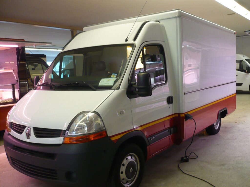 Backwaren Verkaufsmobil für Touren- und Wochenmarktverkauf.