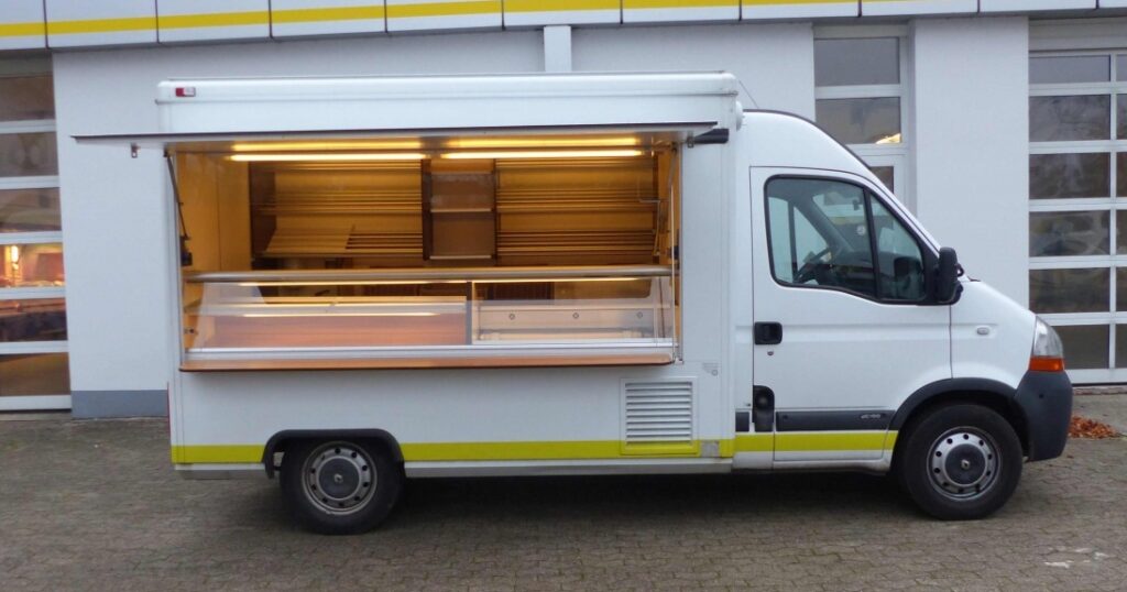 Backwaren-Verkaufsmobil für den Tourenverkauf.-Gepflegter Zustand mit geringer Kilometerleistung.