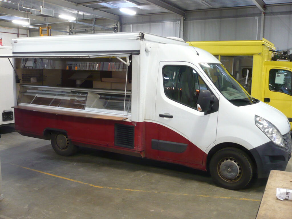 Backwaren-Verkaufsmobil für den Wochenmarkt oder auch Verkaufstouren geeignet.