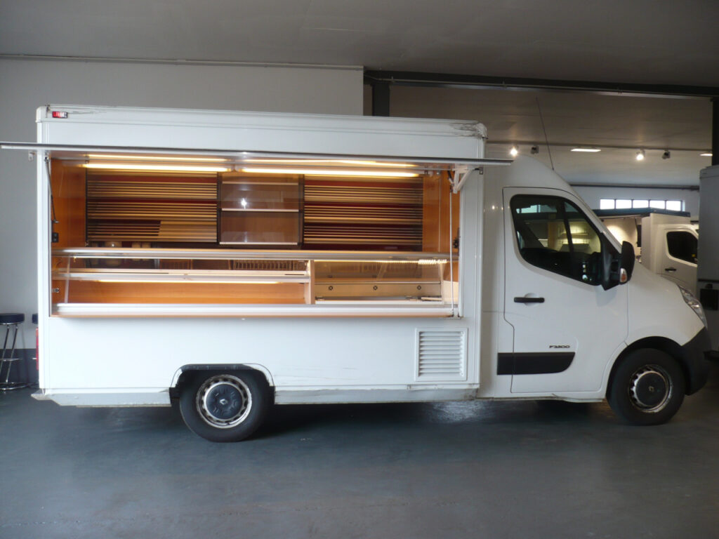 Backwaren-Verkaufsmobil für den Wochenmarkt oder auch Verkaufstouren geeignet.