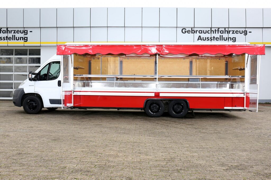 Sehr gepflegtes Wochenmarkt Verkaufsmobil mit geringer Kilometerleistung.