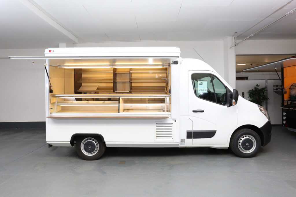 Backwaren-Verkaufsmobil für den Touren-Verkauf Typ: "Prestige", Fahrzeug wurde vollständig überarbeitet, Top-Zustand.