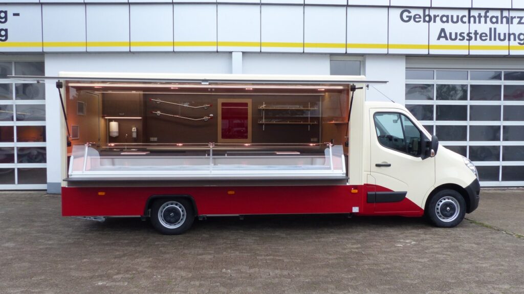 Wochenmarkt-Verkaufsmobil Typ: Cleverplus 2-- elektrisch ausschiebbare Theke-- Kühlraum für 2 x 2 Euro-Kisten unter Theke-- Diverses Thekenzubehör