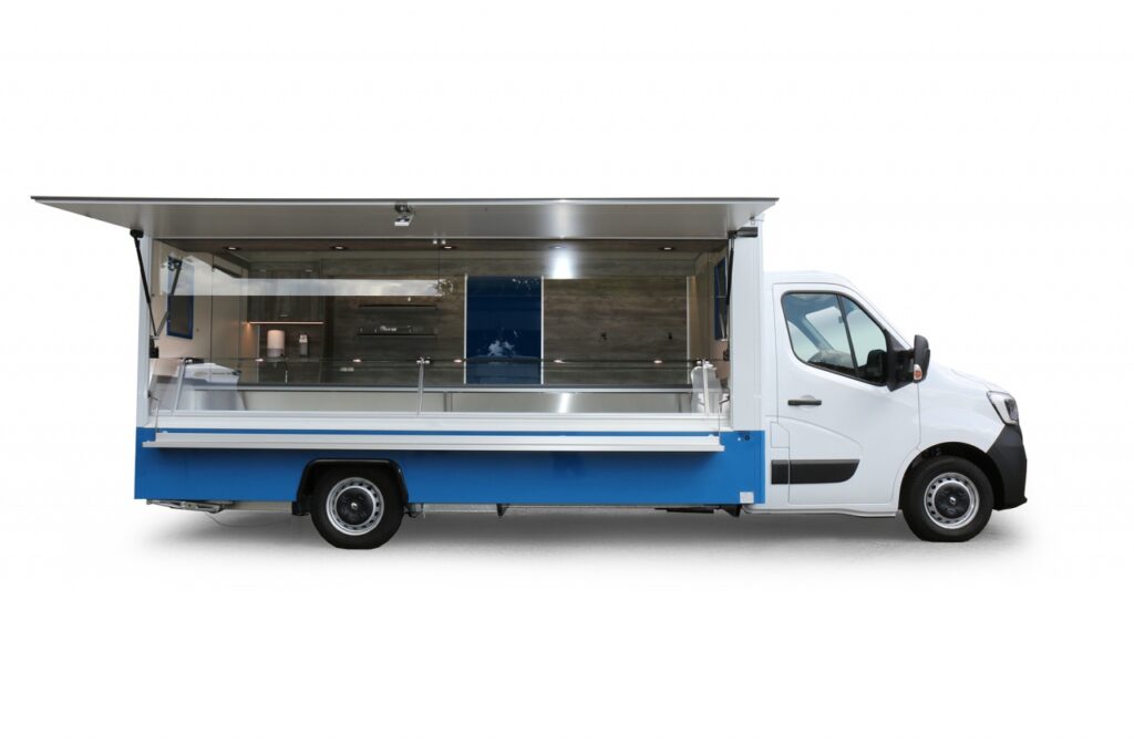 reichlich Zuladung, beheizbare Körperschutzkante, Kühlanlage mit einer 25° Kühlung, LED-Lichtband, Plakatrahmen, Werbetafel mit Glasschriftfeld