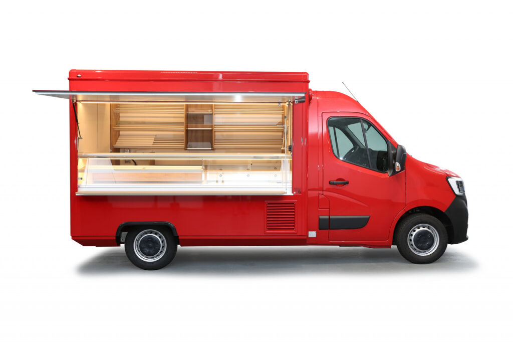 Backwarenverkaufsmobil mit 1,30m Kühltheke-Ausstattungsdetails: Präsentationsregal, Papierrollenhalter, Kuchenblechnachschubregal, Krümelplatte uvm.