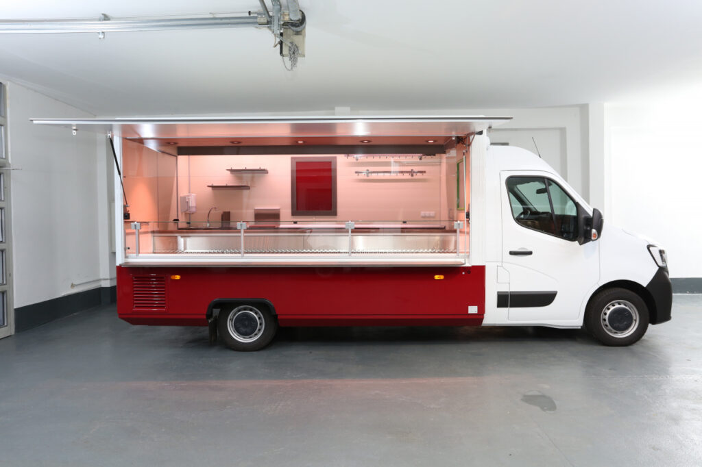 Sehr gepflegtes Touren- und Wochenmarkt Verkaufsmobil.