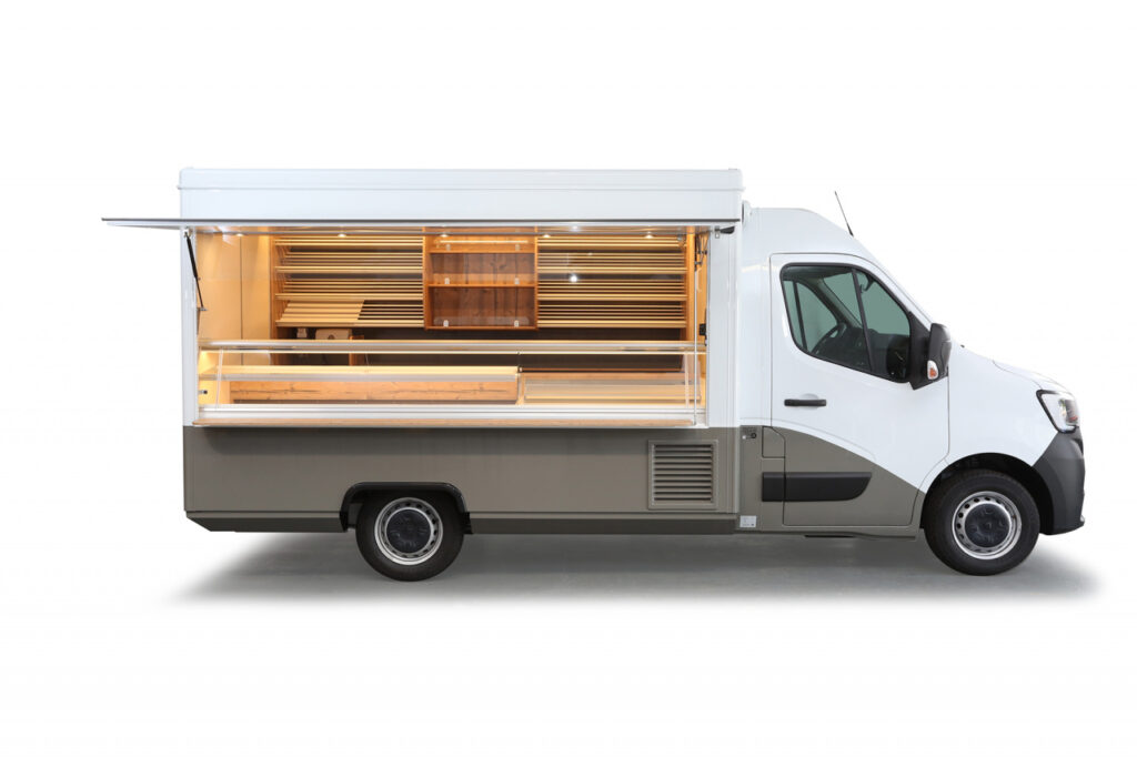 Backwaren Verkaufsmobil mit 2 m Backwaren- und 1,3 m Kühltheke.